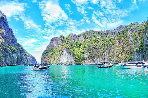 泰国普吉、甲米5天双岛畅游.水舞风情园+橡皮艇泛舟+奥南夜市