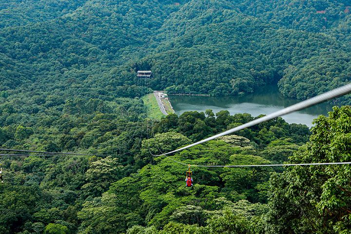 【红人潮玩】广州1天＊白云山探寻黄婆洞水库、桃花涧、梅花谷美景＊潮玩白云飞索＊打卡广州艺术博物馆＜含烤肉自助午餐＞