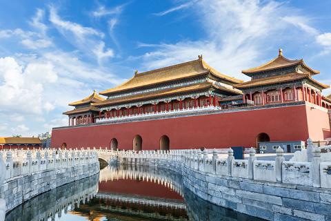 【尚·深度】北京、天津、双飞5天＊故宫深度游＊八大处公园太极养生＊品味国粹＊天津瓷房子博物馆＜一晚升级超豪华酒店，京津皇牌＞