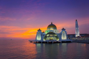 【尚·博览】悦享新加坡、马来西亚5／6天＊悦享南洋＜新加坡街景连拍，水上清真寺＋粉红清真寺，鸡场街＋鬼仔巷，热带水果园品当季水果，全程豪华酒店＞