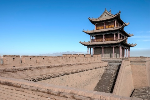 【王炸甘青】兰州、嘉峪关、敦煌8天＊七彩丹霞地质公园＊大地之子＊乌素特水上雅丹＊青海湖＊中山铁桥＊等待确认