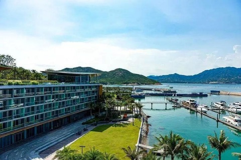 【轻奢＊慢享】深圳2天＊住超豪华浪骑瞻云度假酒店＊海景房直面游艇会＊轻徒步杨梅坑观美人鱼洞＊大鹏所城觅历史＊加游网红较场尾＜含海景餐厅超豪华自助晚餐，轻奢度假新体验，含儿童乐园亲子好选择＞