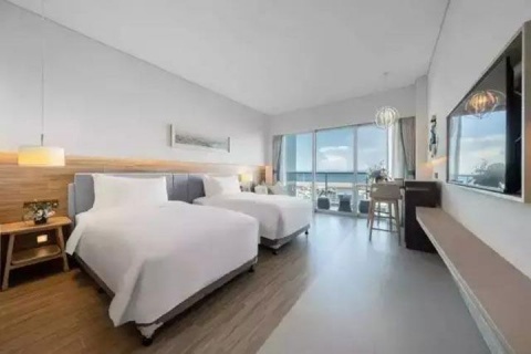 【轻奢＊慢享】深圳2天＊住超豪华浪骑瞻云度假酒店＊海景房直面游艇会＊轻徒步杨梅坑观美人鱼洞＊大鹏所城觅历史＊加游网红较场尾＜含海景餐厅超豪华自助晚餐，轻奢度假新体验，含儿童乐园亲子好选择＞