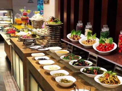 【尚·美食】清远2天＊轻徒步北江栈道飞来寺祈福＊叹酒店自助海鲜晚餐，水上茶居＊小北江游船＊入住清新花园酒店＜一价全包，餐餐清远地道美味，江上早茶体验，纯玩＞