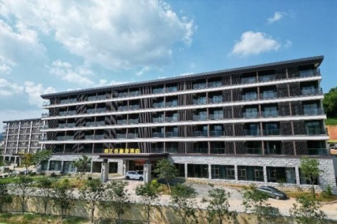 【康养 直通车】佛冈2/3天＊药王谷生态康养度假中心＊入住御汤泉房带泡池＊安排药膳晚餐＊等待确认＜含早，含二池水＞