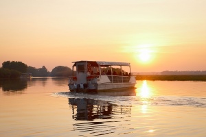 【当地玩乐】探奇澳洲北领地（达尔文）1天＊卡卡杜国家公园＊阿德莱德河跳跃鳄鱼游船＊等待确认＜岩画画廊乌比尔岩，专业英文司导深度讲解＞